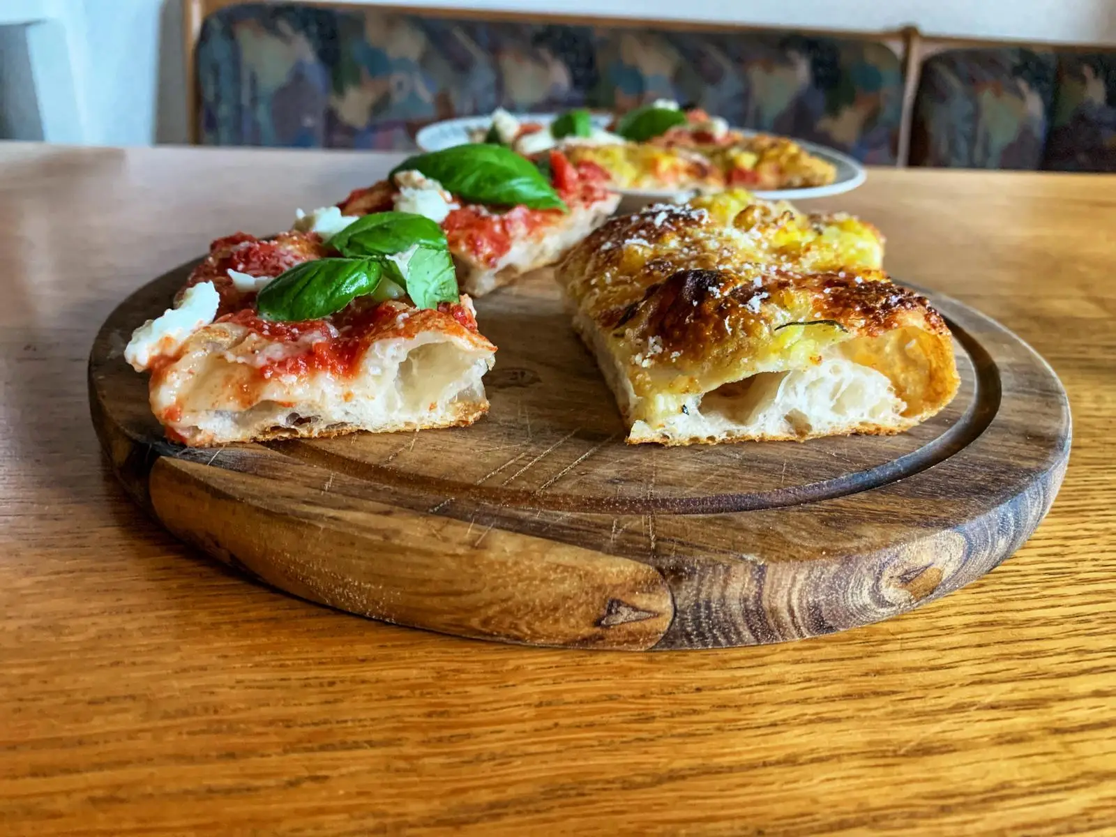 Super luftig und leichte römische Pizza (Pizza in Teglia) zu Hause selber  backen